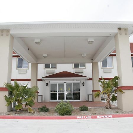 Budget Host Inn And Suites 캐머런 외부 사진