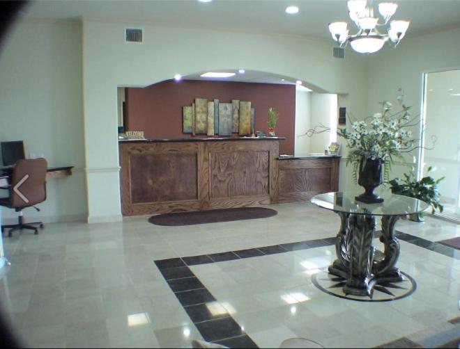 Budget Host Inn And Suites 캐머런 외부 사진